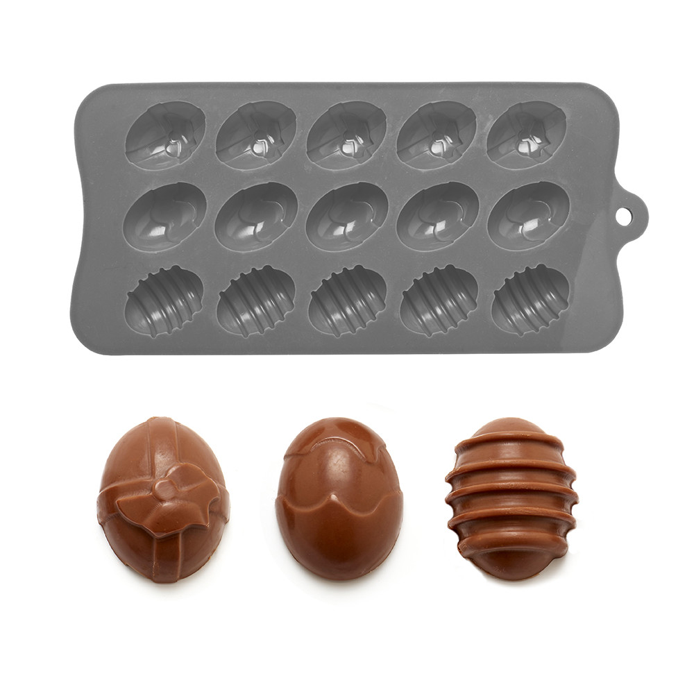 Moule en silicone avec 15 empreintes pour des petits chocolat